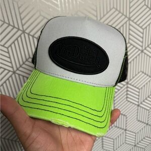 Von Dutch trucker hat